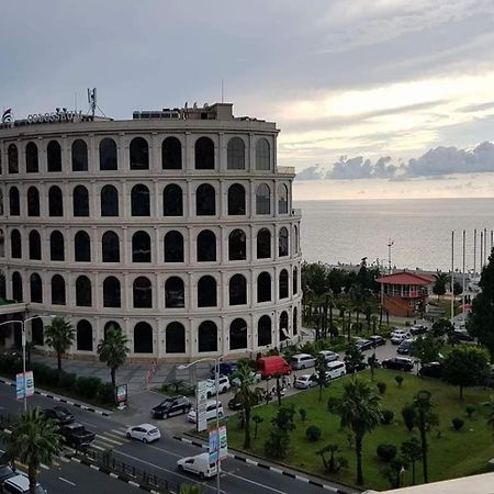 Ferienwohnung Orbi Sea Tower Block A Batumi Exterior foto